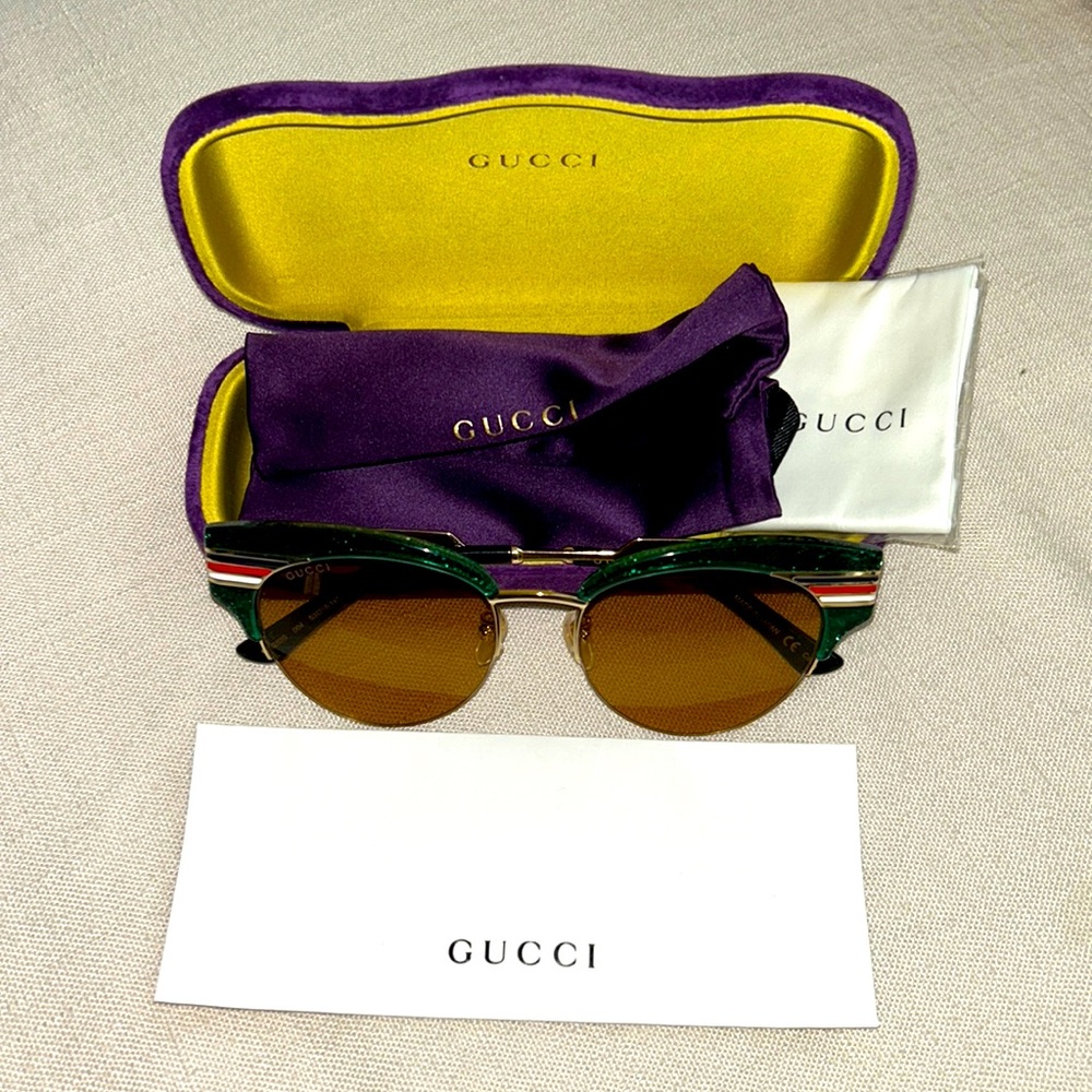 Gucci Sunglasses - Picture 2 of 9